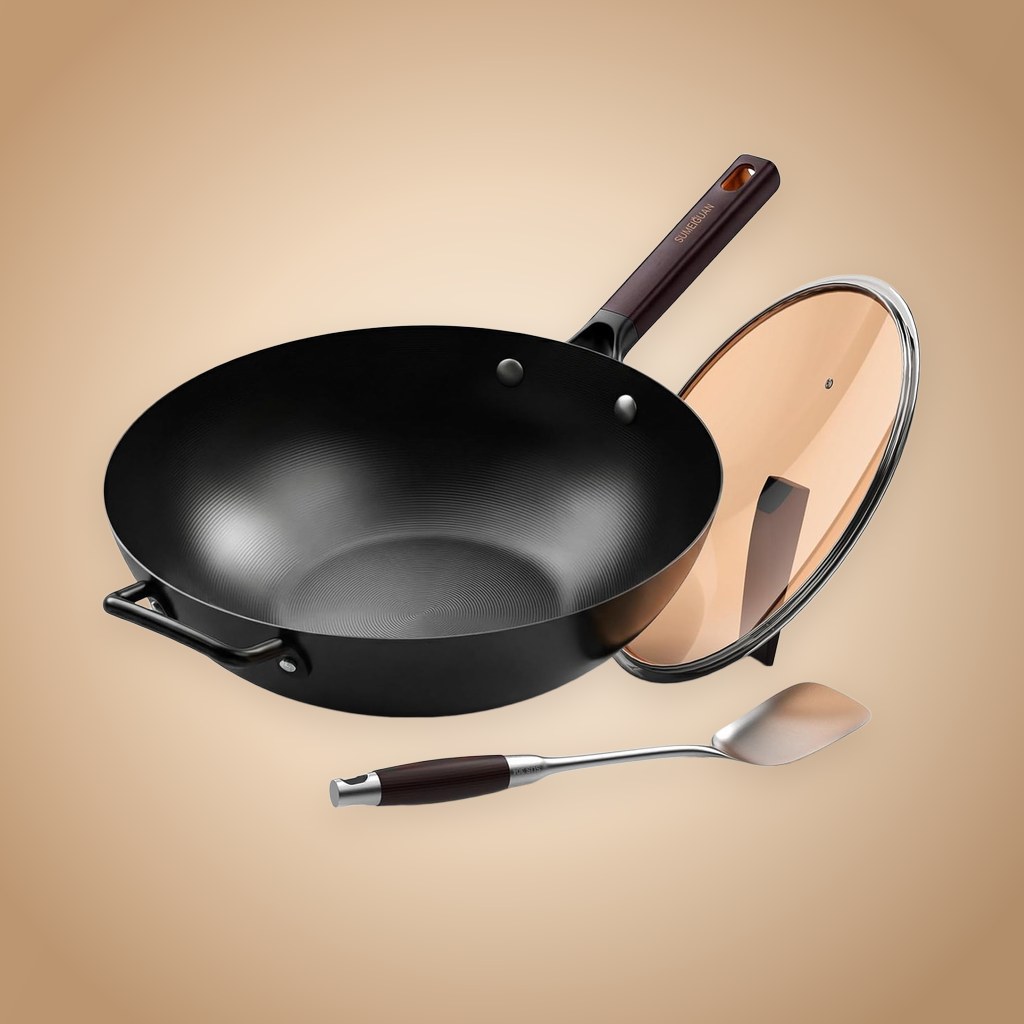 13.5-inch pre-seasoned flat-bottom carbon steel wok with glass lid and spatula - SUMEIGUAN Amazon listing